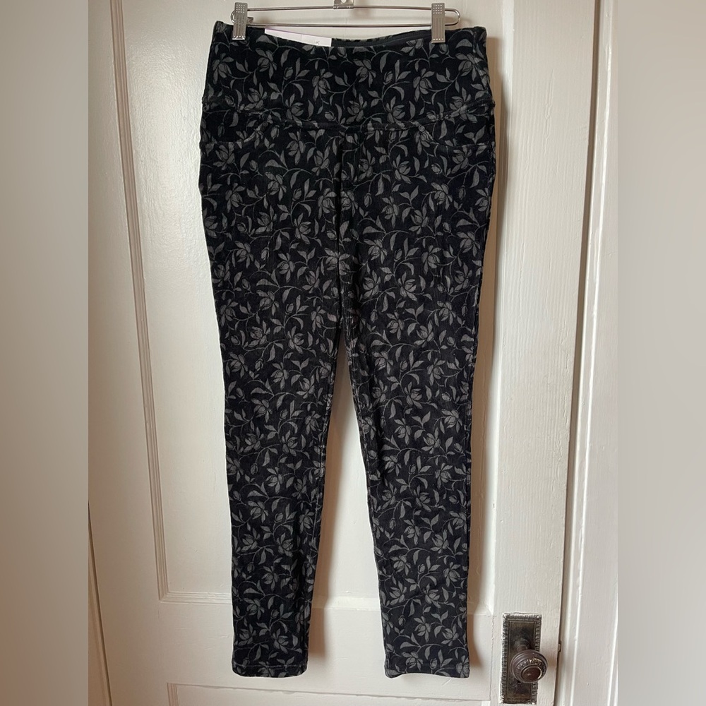 NWT Khakis & Company Tummy Control Knit Corduroy Legging, Size S